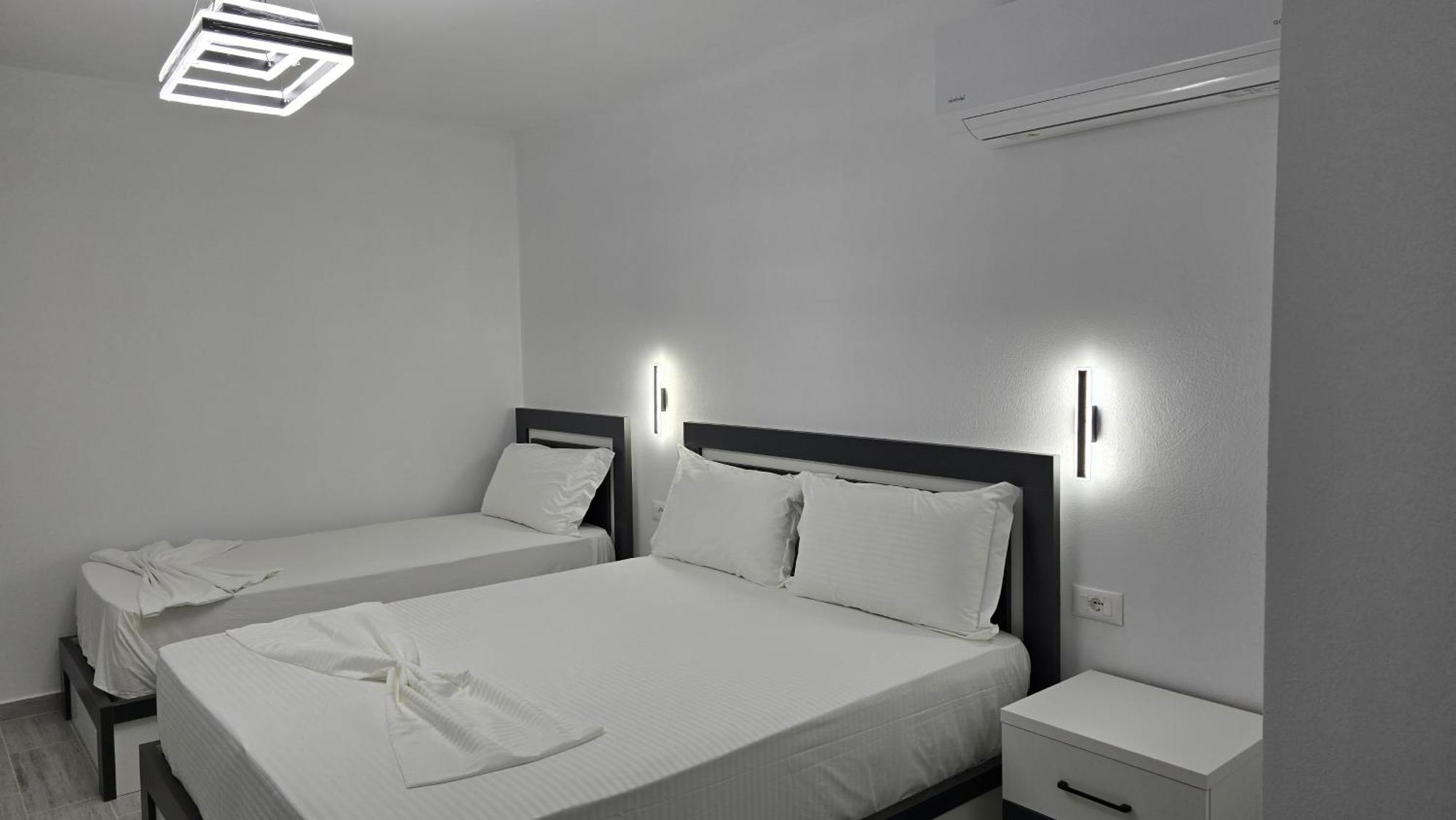 Guest House Pogradeci 외부 사진