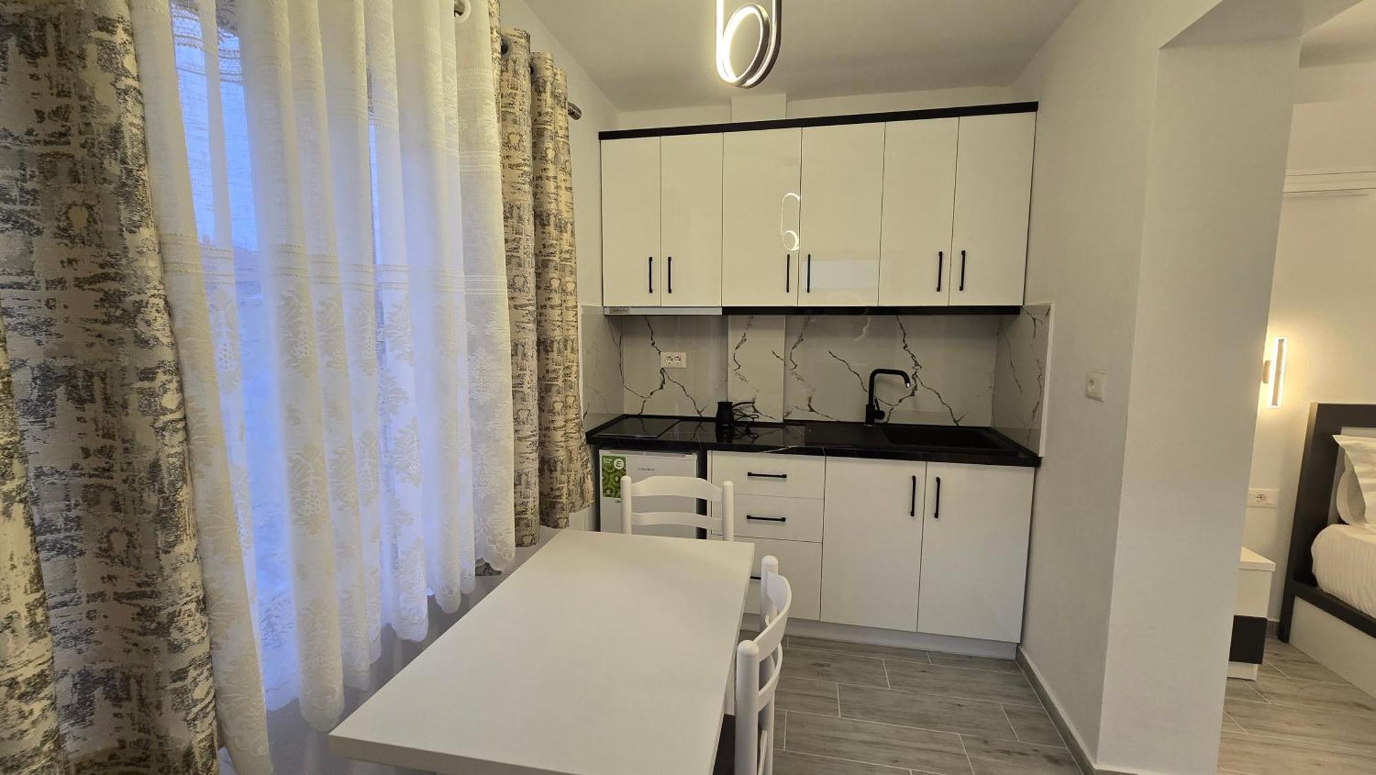 Guest House Pogradeci 외부 사진