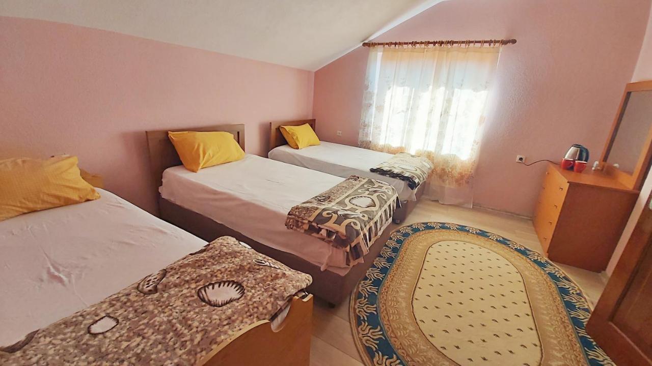 Guest House Pogradeci 외부 사진